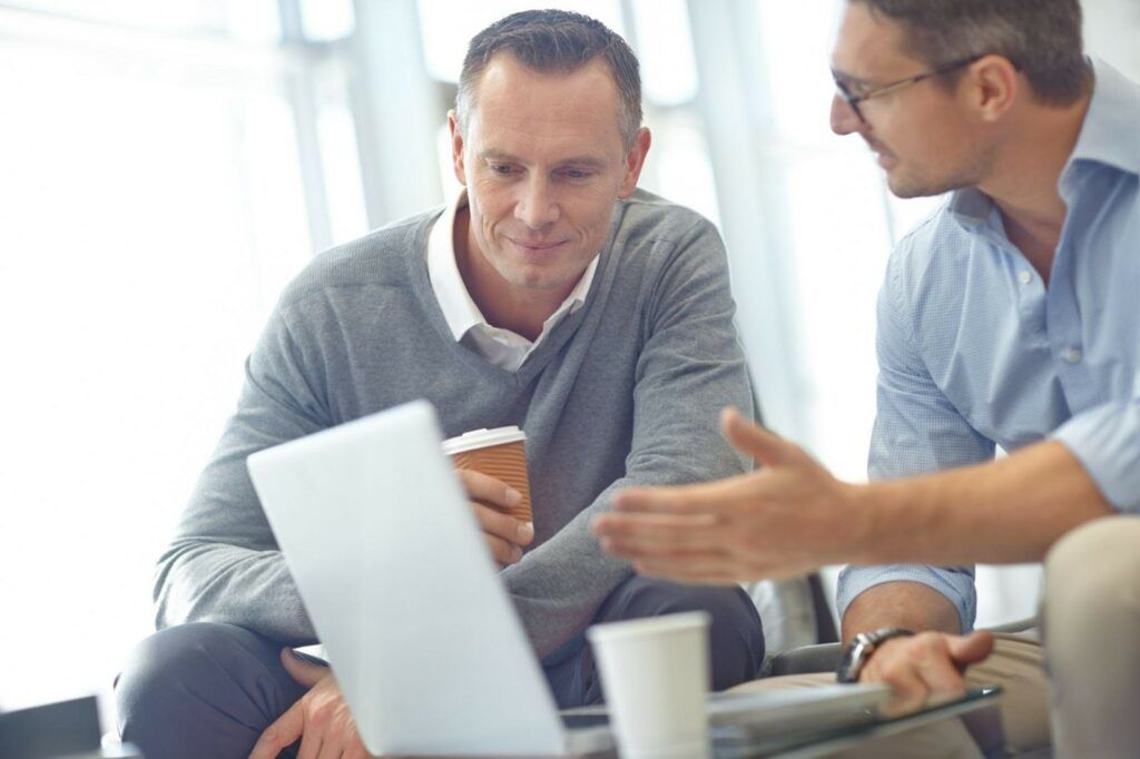 Steps to Optimize LinkedIn Profile for Industry Experts and Thought Leaders